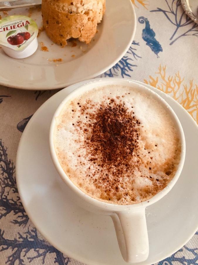 Hotel Bellevue Чезенатико Екстериор снимка